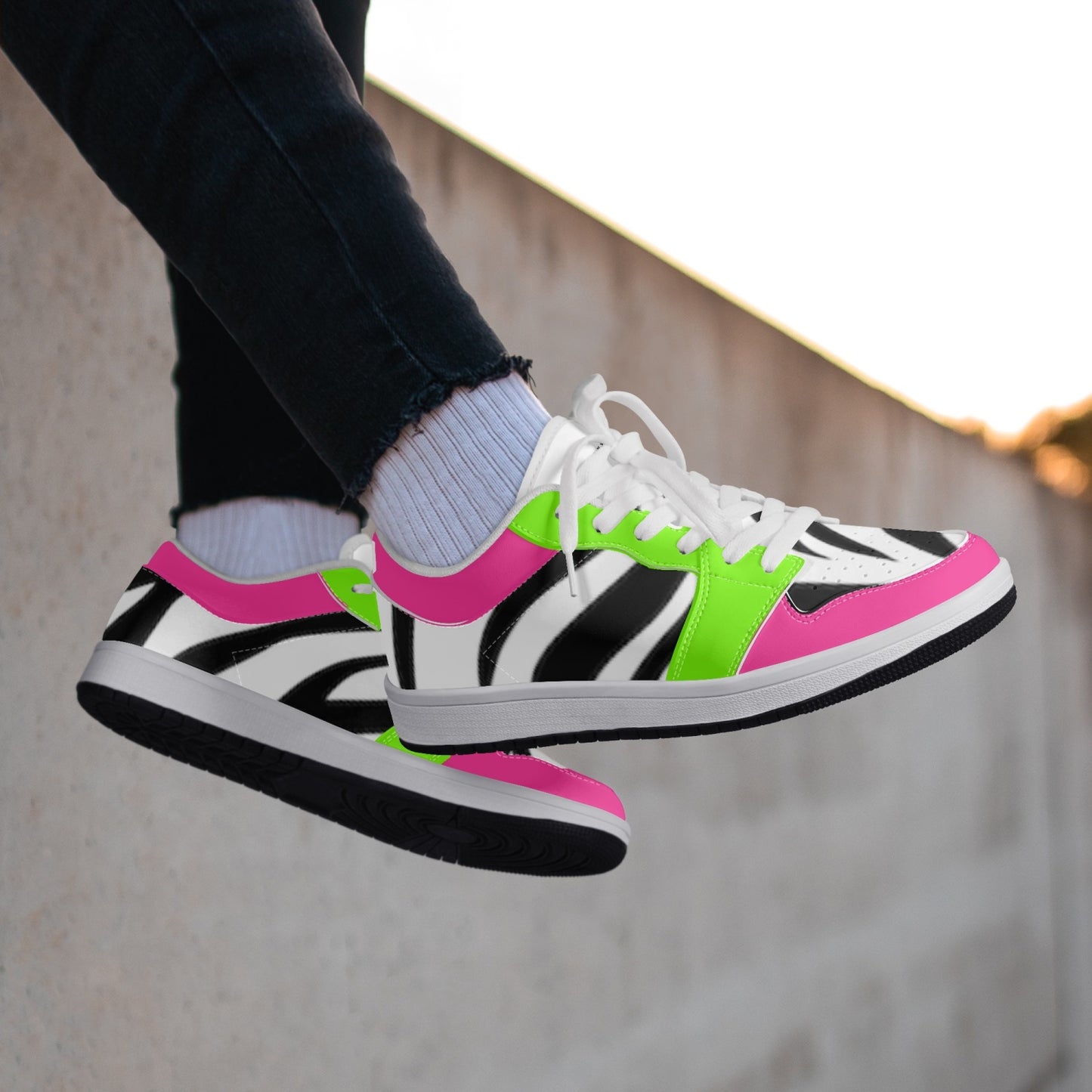 Smyly Sickwitit Low-Top Leather Sneakers - White/Black